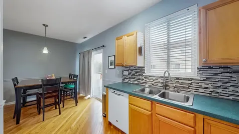 3559 Woodside Court Joliet IL 60431