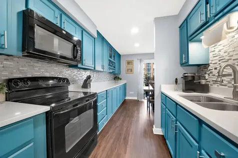 4112 West 98th Street Oak Lawn IL 60453