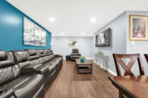 4112 West 98th Street Oak Lawn IL 60453