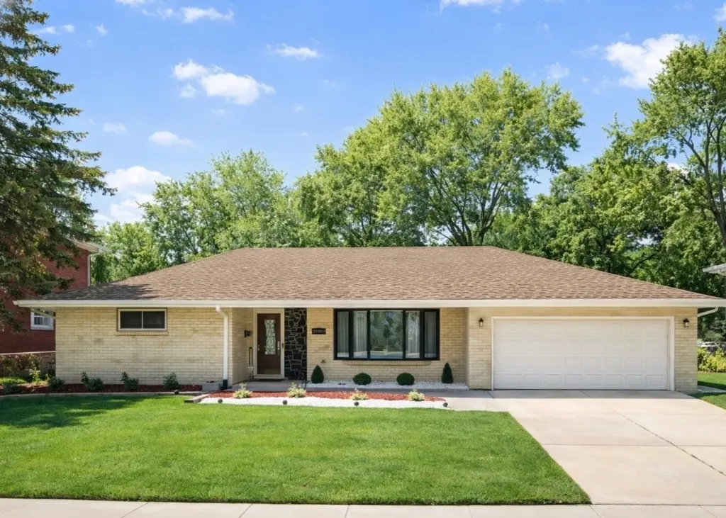 15252 Waterman Drive South Holland IL 60473