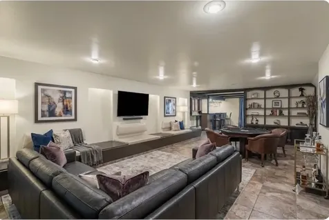 15252 Waterman Drive South Holland IL 60473