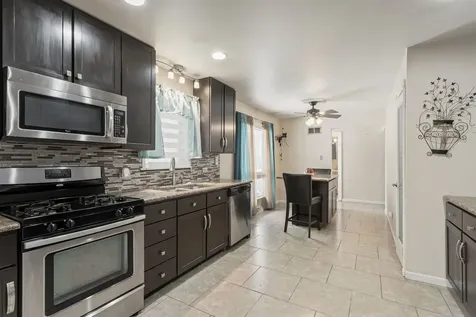 15252 Waterman Drive South Holland IL 60473