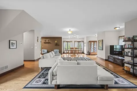 27147 North Chevy Chase Road Mundelein IL 60060