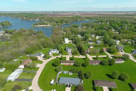 2547 North 4645th Road Somonauk IL 60552