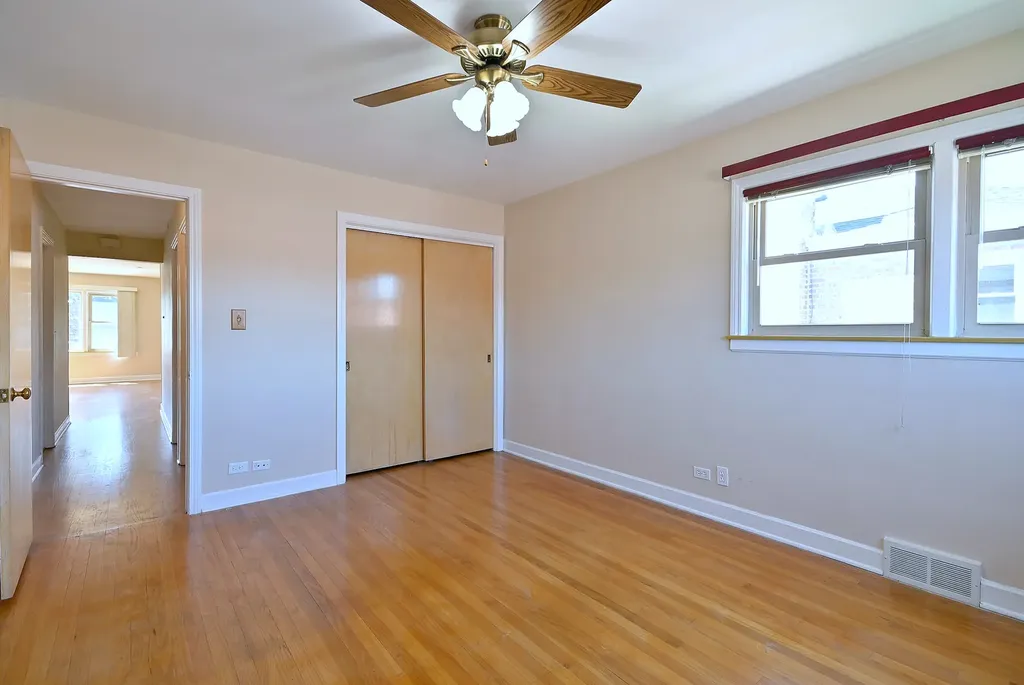 5036 Crain Street Skokie IL 60077