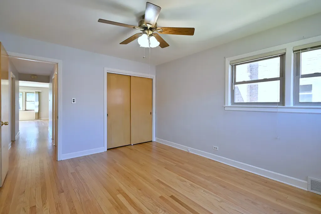 5036 Crain Street Skokie IL 60077