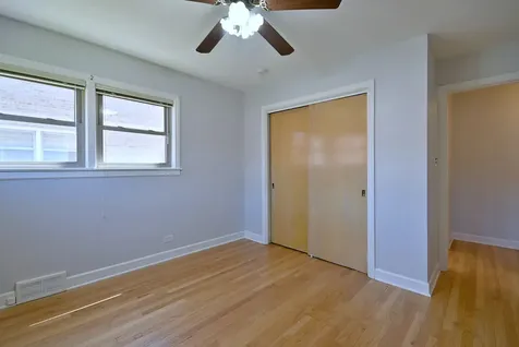 5036 Crain Street Skokie IL 60077