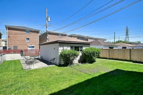5036 Crain Street Skokie IL 60077