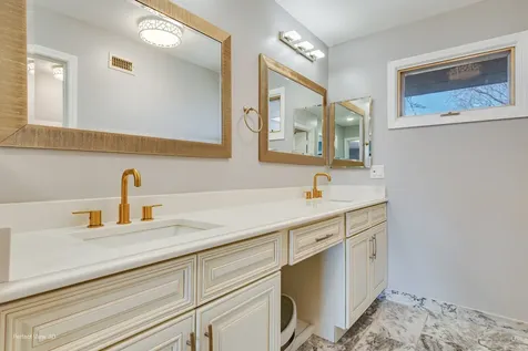 3811 Mission Hills Road Northbrook IL 60062