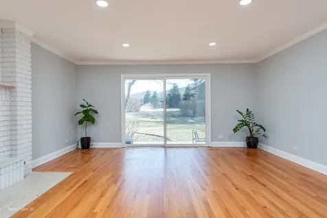 3811 Mission Hills Road Northbrook IL 60062