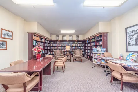 801 North Mclean Boulevard Elgin IL 60123