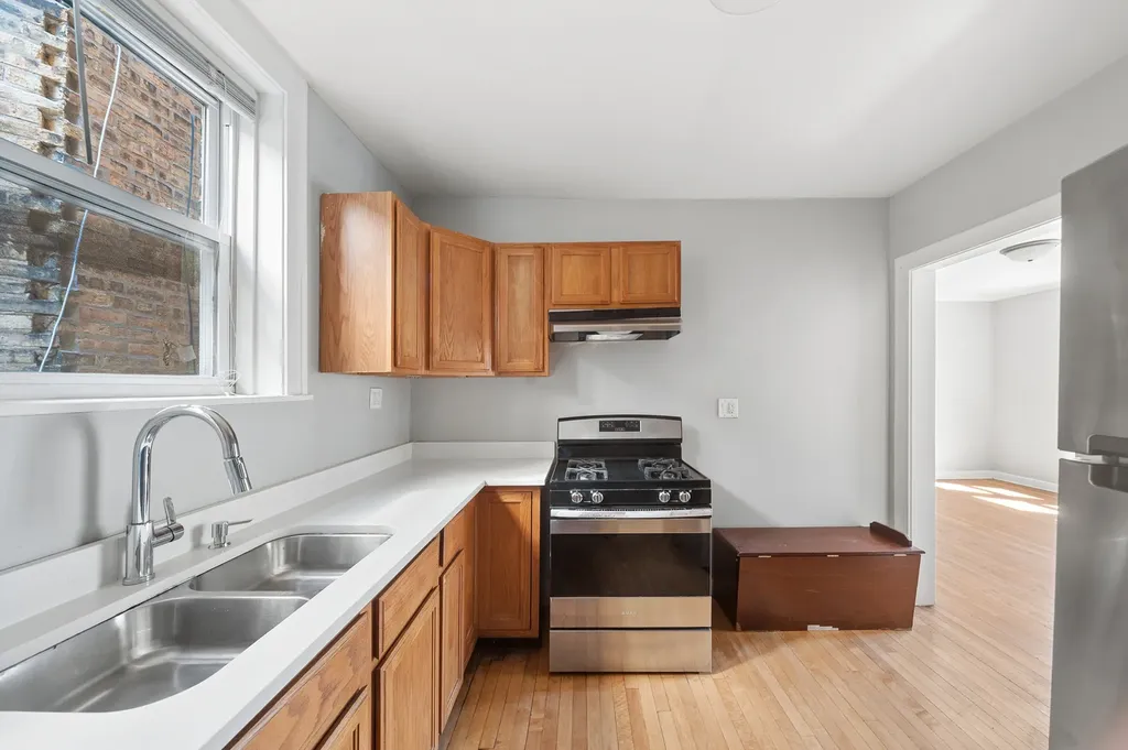 2440-42 West Ardmore Avenue Chicago IL 60659