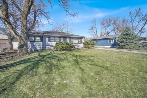 16934 Annetta Avenue Hazel Crest IL 60429