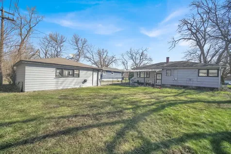 16934 Annetta Avenue Hazel Crest IL 60429
