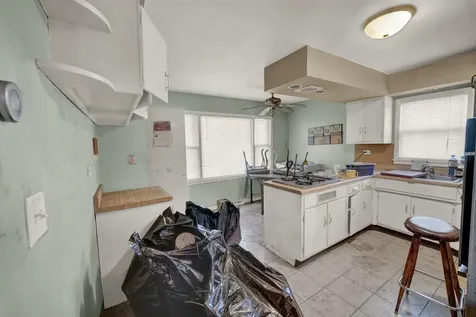 16934 Annetta Avenue Hazel Crest IL 60429