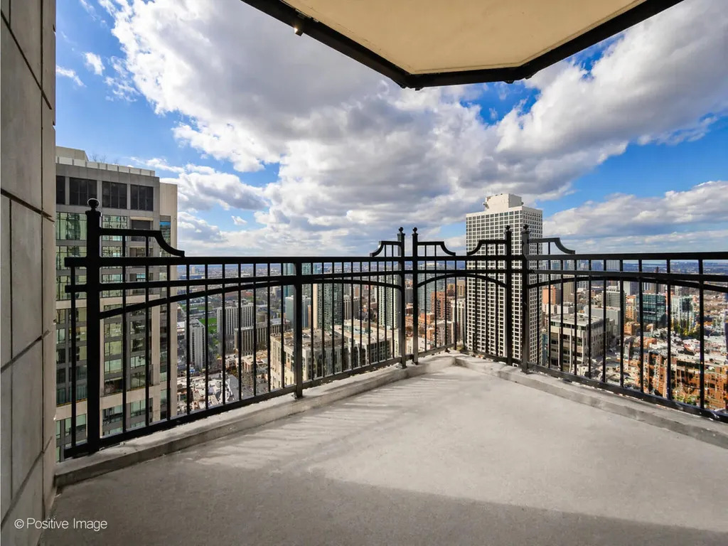 11 East Walton Street Chicago IL 60611
