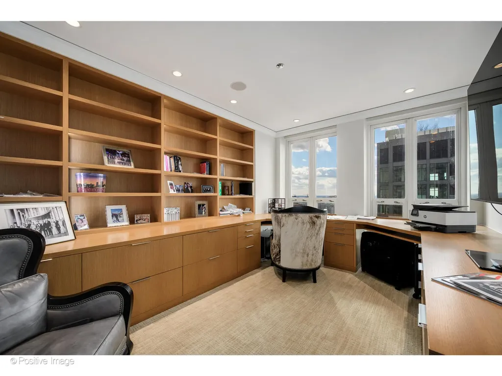 11 East Walton Street Chicago IL 60611