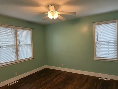 1456 Losey Street W Galesburg IL 61401