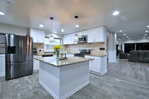 514 South 8th Avenue Maywood IL 60153