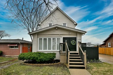 514 South 8th Avenue Maywood IL 60153