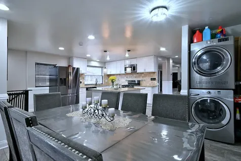 514 South 8th Avenue Maywood IL 60153
