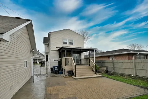 514 South 8th Avenue Maywood IL 60153