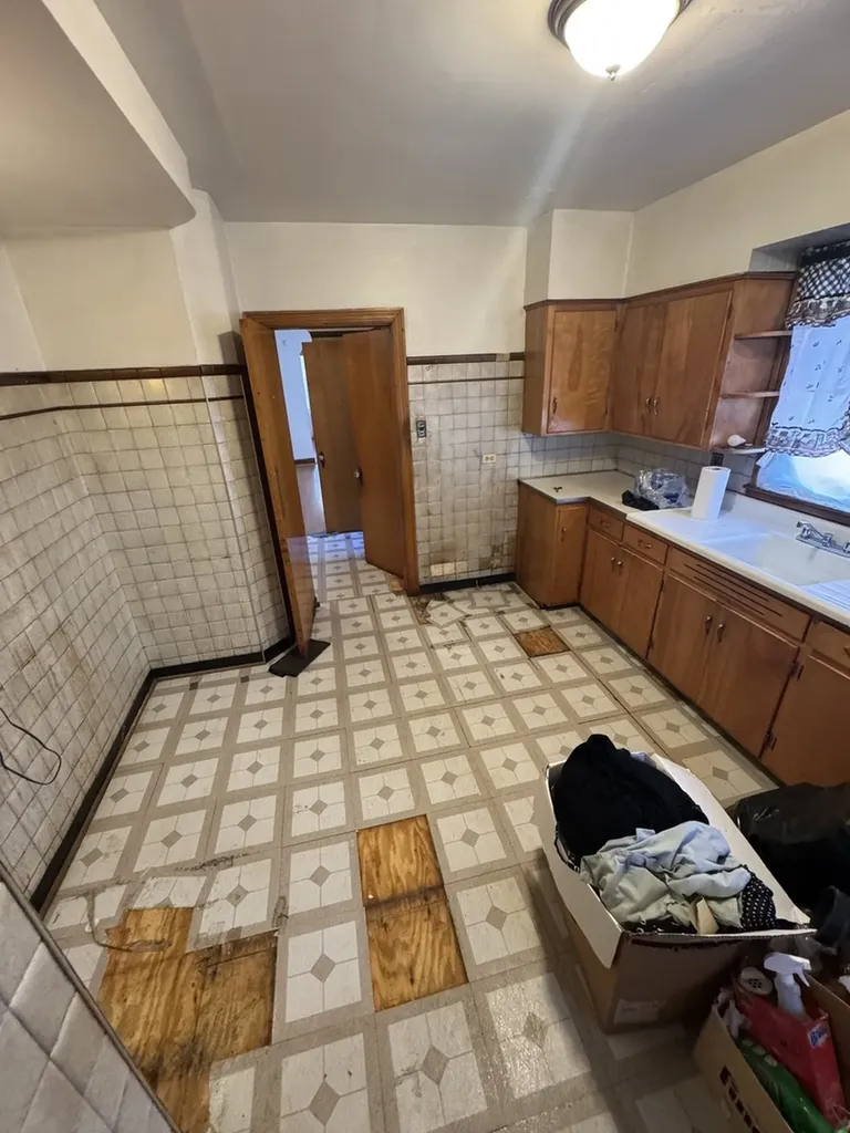 10210 South Prairie Avenue Chicago IL 60628