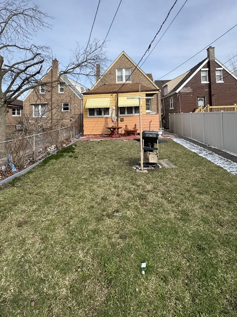 10210 South Prairie Avenue Chicago IL 60628