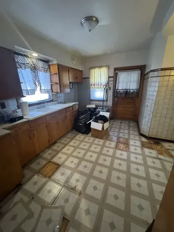 10210 South Prairie Avenue Chicago IL 60628