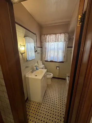 10210 South Prairie Avenue Chicago IL 60628