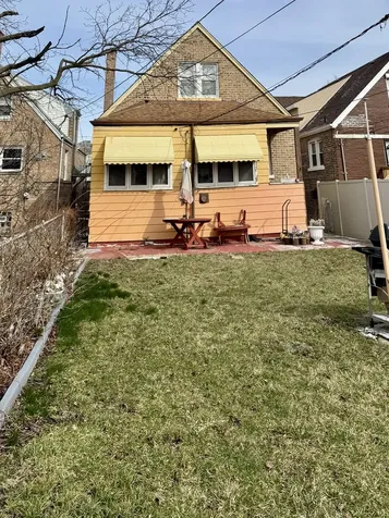 10210 South Prairie Avenue Chicago IL 60628