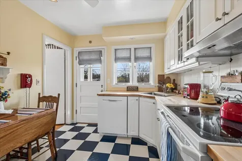 2234 Central Street Evanston IL 60201