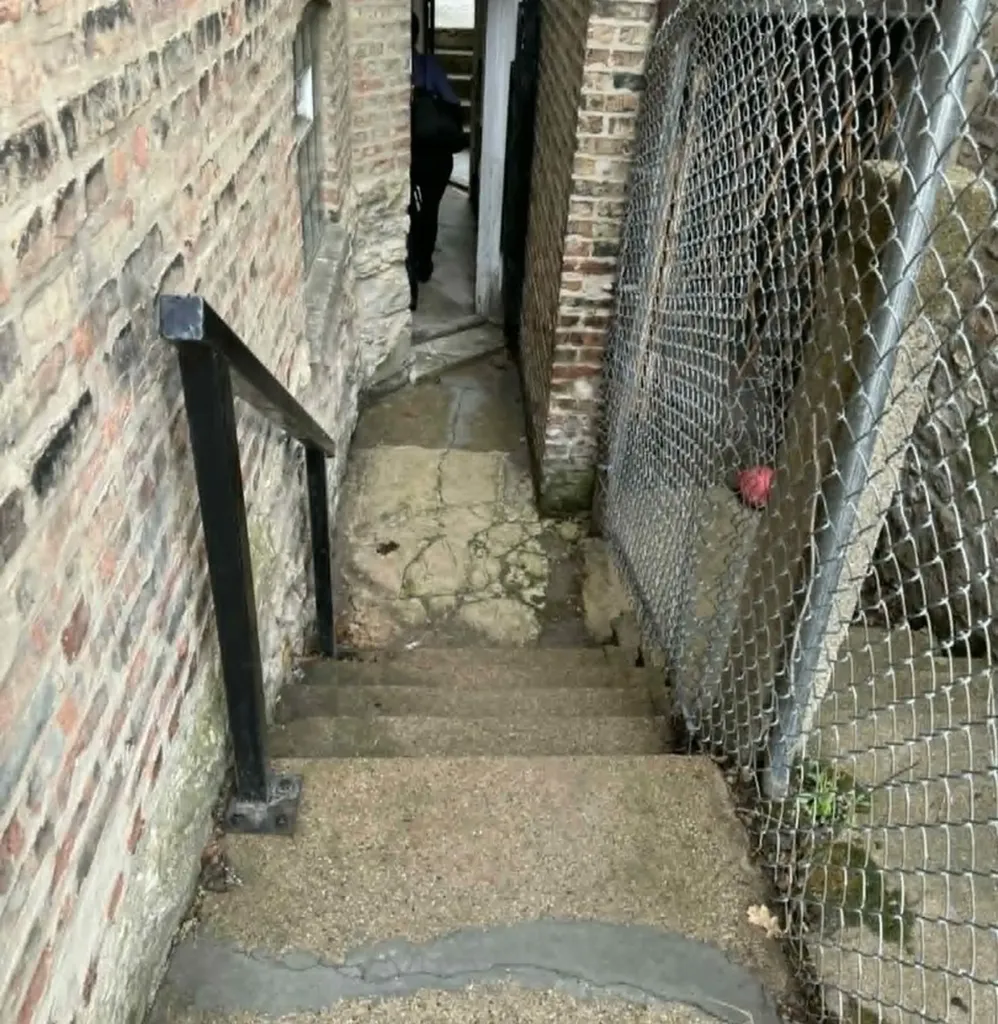 3339 West Monroe Street Chicago IL 60624