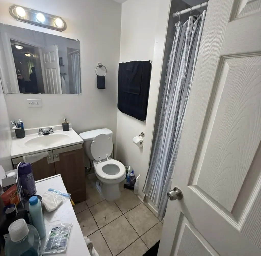 3339 West Monroe Street Chicago IL 60624