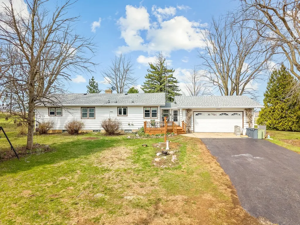 2280 Rock City Road Ridott IL 61067
