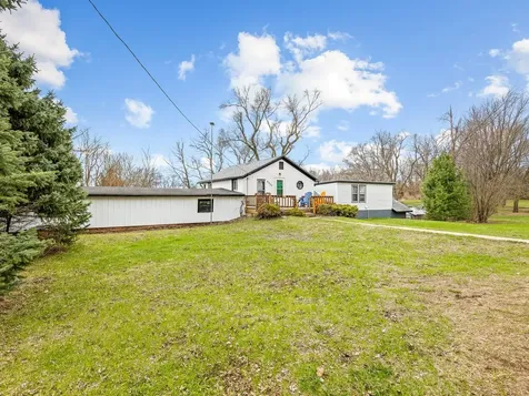 2280 Rock City Road Ridott IL 61067