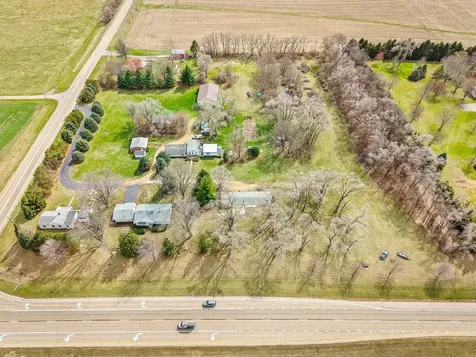 2280 Rock City Road Ridott IL 61067