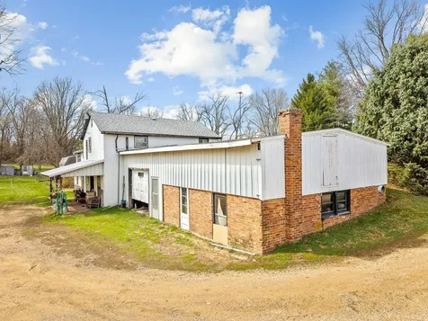 2280 Rock City Road Ridott IL 61067