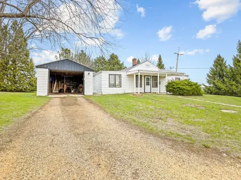 2280 Rock City Road Ridott IL 61067