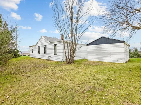 2280 Rock City Road Ridott IL 61067