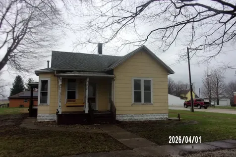309 North Colfax Street Crescent City IL 60928
