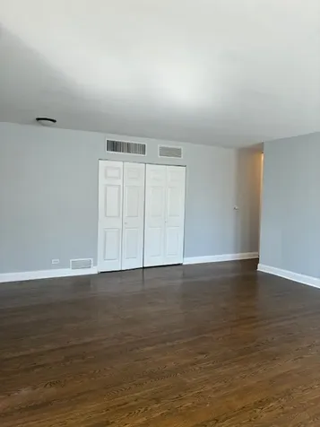 2055 West Lunt Avenue Chicago IL 60645