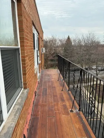 2055 West Lunt Avenue Chicago IL 60645
