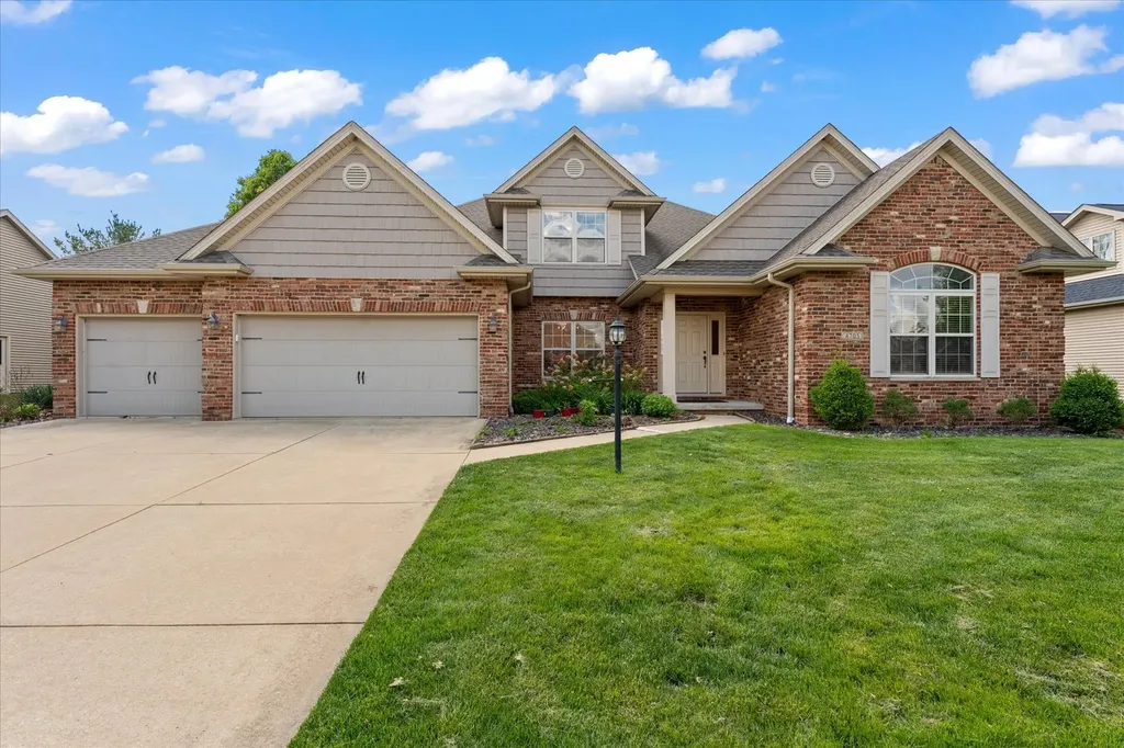 4705 Sandcherry Drive Champaign IL 61822