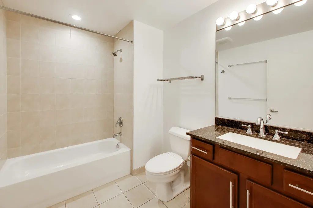 1110 West 15th Street Chicago IL 60608