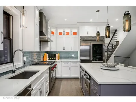 2042 North Burling Street Chicago IL 60614