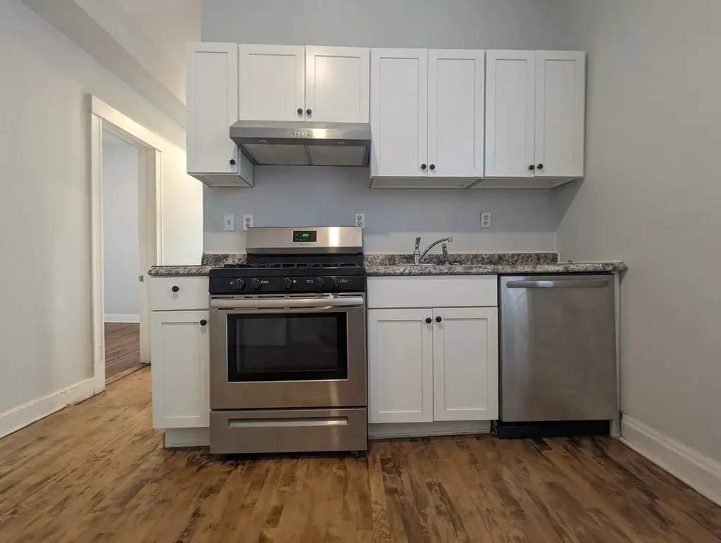 3544 North Halsted Street Chicago IL 60657
