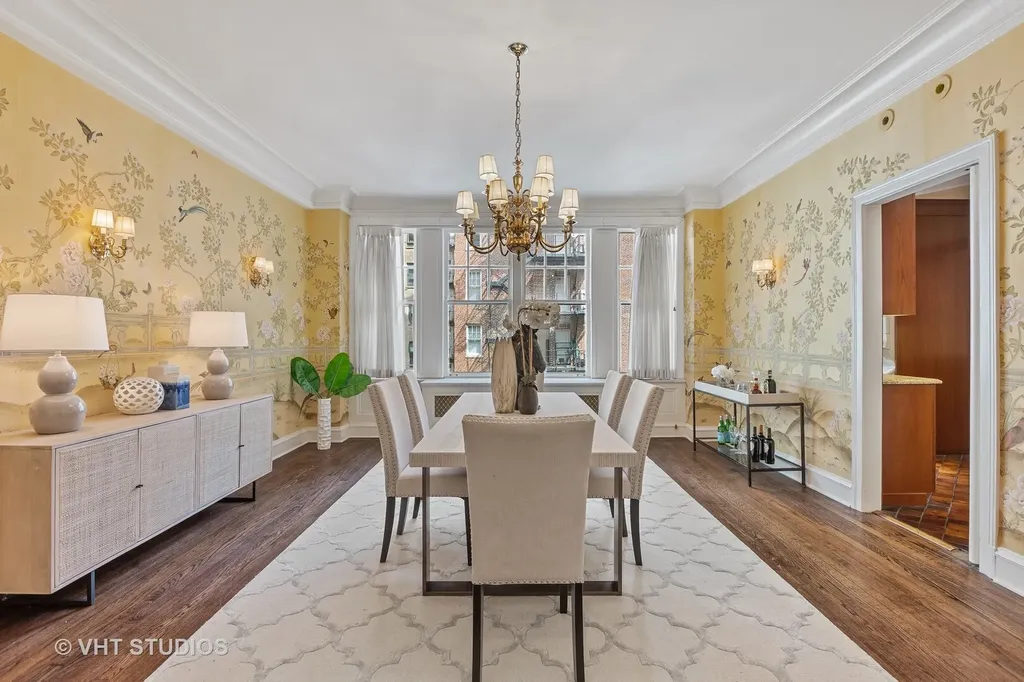 220 East Walton Place Chicago IL 60611