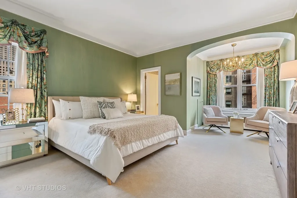 220 East Walton Place Chicago IL 60611