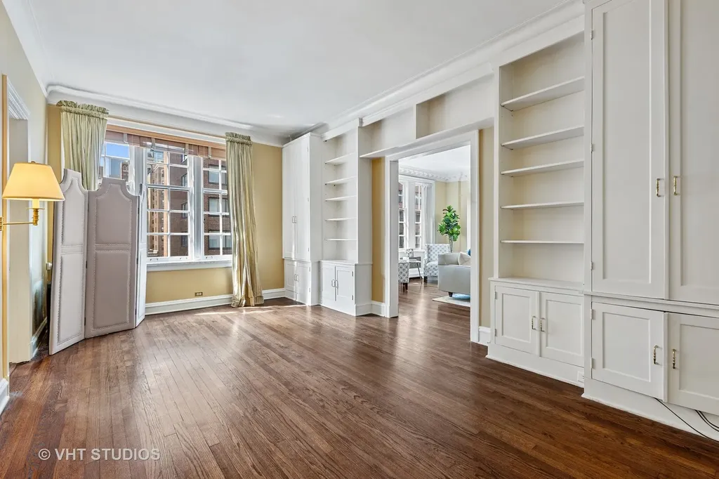 220 East Walton Place Chicago IL 60611